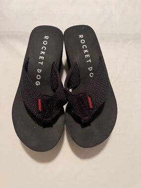 Rocket Dog Crush platform flip flops